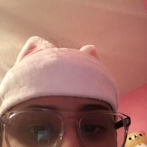 Meet your Posher, Belle